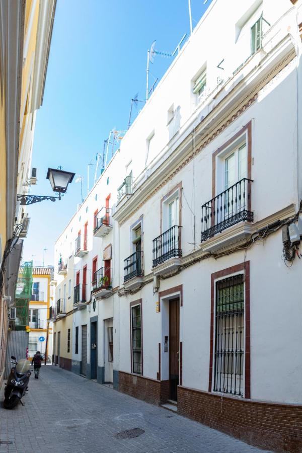 Aparbel Flota Appartement Sevilla Buitenkant foto