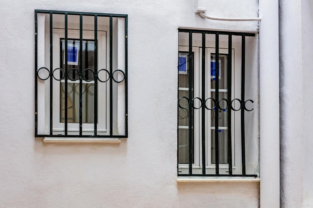 Aparbel Flota Appartement Sevilla Buitenkant foto